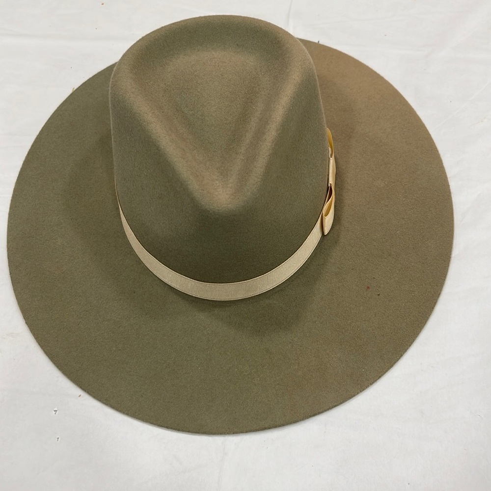Wide Brim Felt Rancher Hat